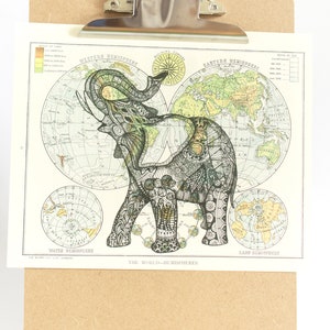 Éléphant sur la carte du monde, page de livre d'art, impression d'art de livre, art de l'éléphant, art de la carte, carte du monde, art de l'atlas