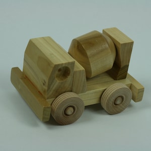 Wood Toy Plan - Small Vehicle: Cement Truck