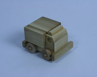 Wood Toy Plan - Small Vehicle: Ambulance