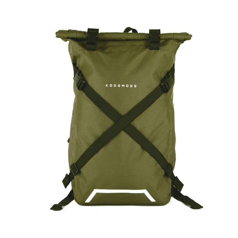 Roll top laptop backpack Travel rucksack Carry on bag Outdoor backpack camping Dslr backpack photographer Military backpack camo