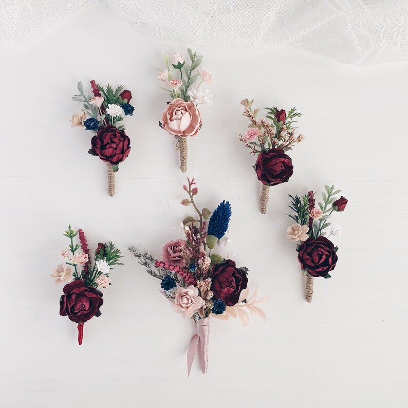 Groomsman boutonniere man boutonniere Rustic boutonniere Burgundy flower boutonniere