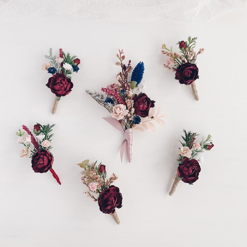 Groomsman boutonniere man boutonniere Rustic boutonniere Burgundy flower boutonniere