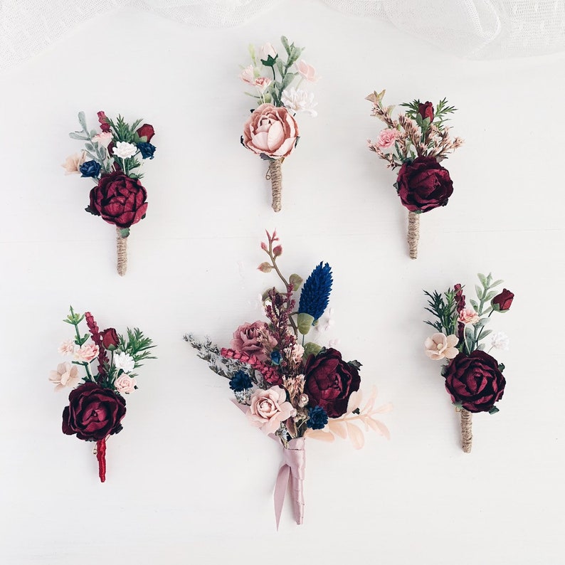 Groomsman boutonniere man boutonniere Rustic boutonniere Burgundy flower boutonniere