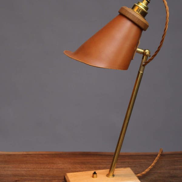 HangUp Table Lamp