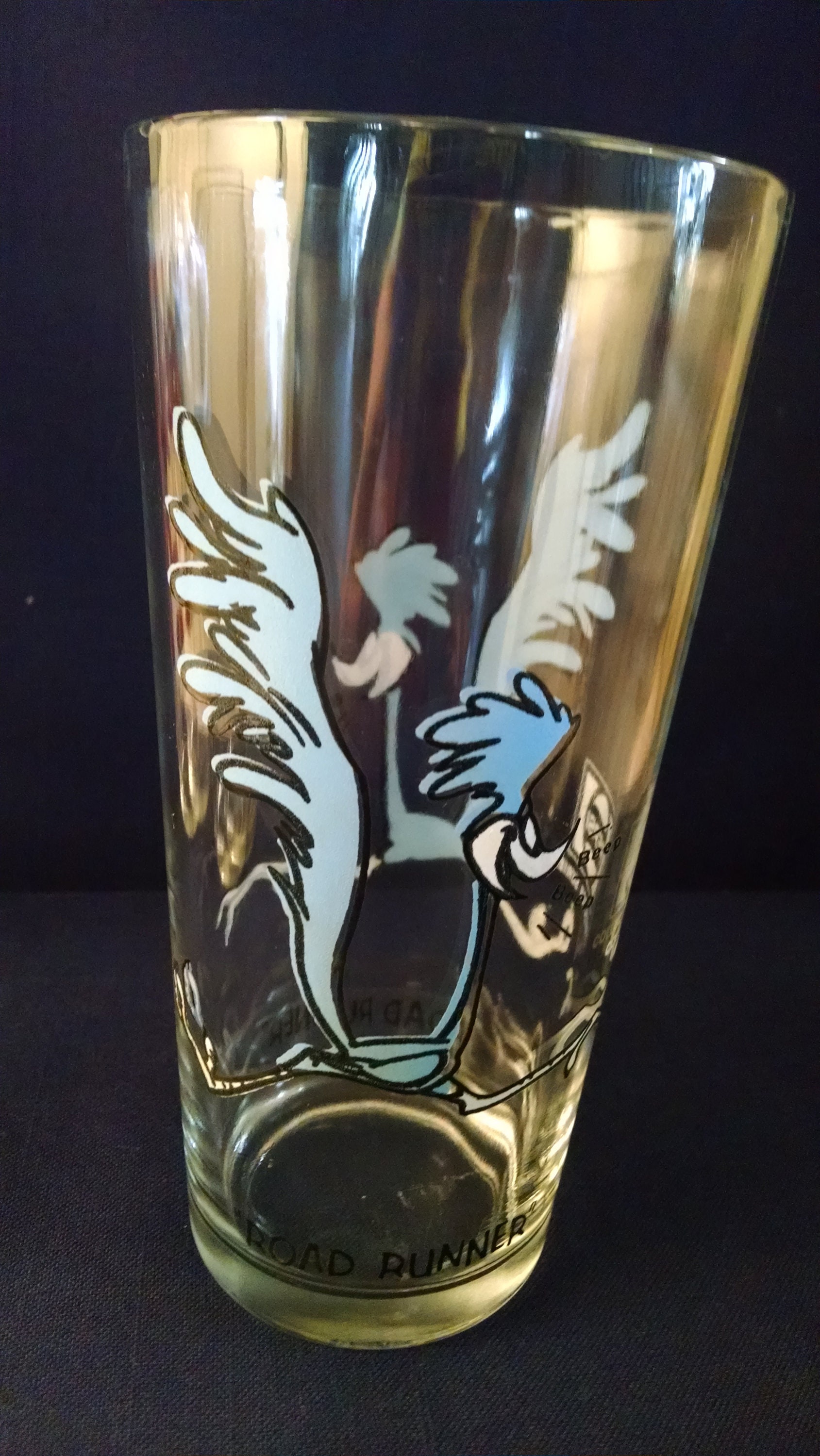 Road Runner glass, collectible