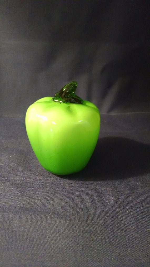 Glass green pepper