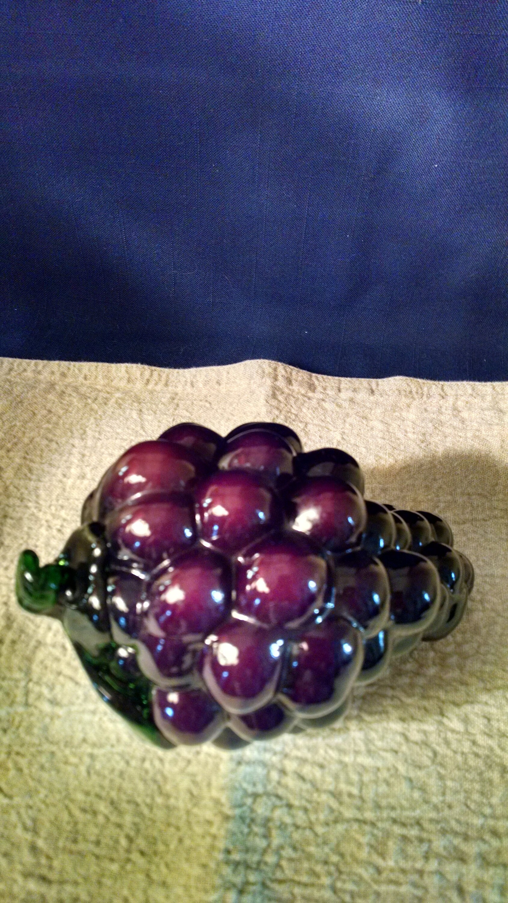 Murano style glass grapes