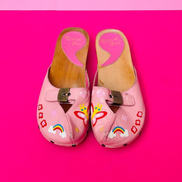 Pink leather clogs! Y2K wooden clogs! Irregular choice shoes!