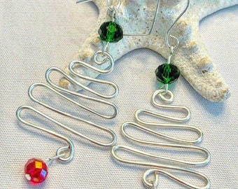 Christmas Tree Earrings, Christmas Earrings, Holiday Earrings, Wire Christmas Tree, Earrings, Wire Christmas Tree, Holiday Earrings