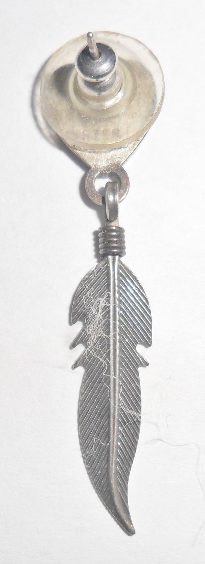 Pretty petite vintage Southwestern style sterling silver feather and colorful inlay heart single pierced earring stamped QT