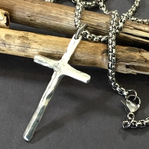 Mens Antique Silver Hammered Cross Pendant - Stainless Steel Necklace
