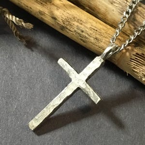 Men Hammered Silver Cross Pendant: Tarnish-Free Stainless Steel Necklace