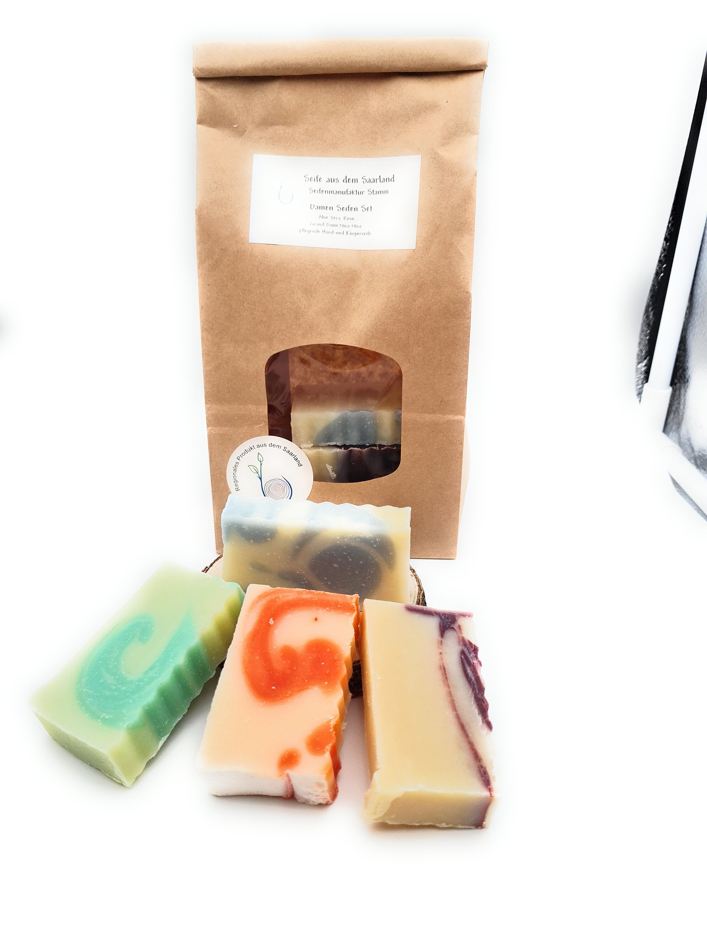 Niva Niva Seife Vegan – Mit Olivenöl, Kakaobutter & Blauer Tonerde, Handgemacht