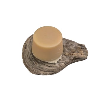 Sabonete de barbear, extrato de flor de tília, óleo de capim-limão, fresco, com boa formação de espuma 35g