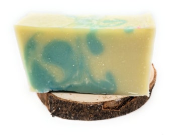 Shower butter "Mountain Pine", clear, fresh, vegan, with cocoa butter