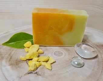 Hair soap, lemon balm, marigold extract, palm oil-free, suitable for dry hair,
