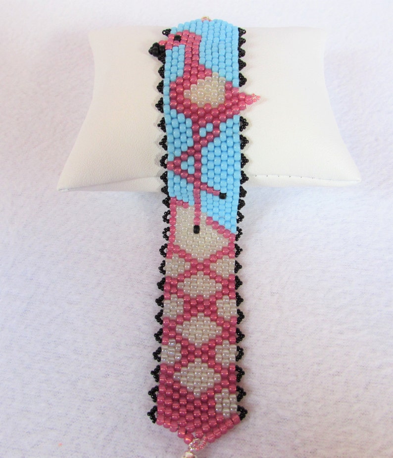 Pink Flamingo Peyote Stitch Cuff Bracelet Pattern with Size 8 Beads image 4