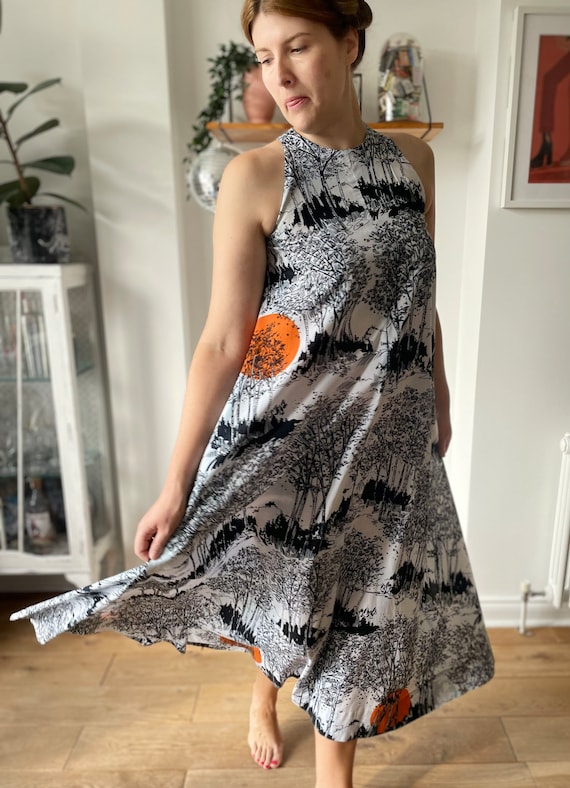 bold print maxi dress Seventies Gabrielle Fouell Bold Print Maxi Dress | 1970's