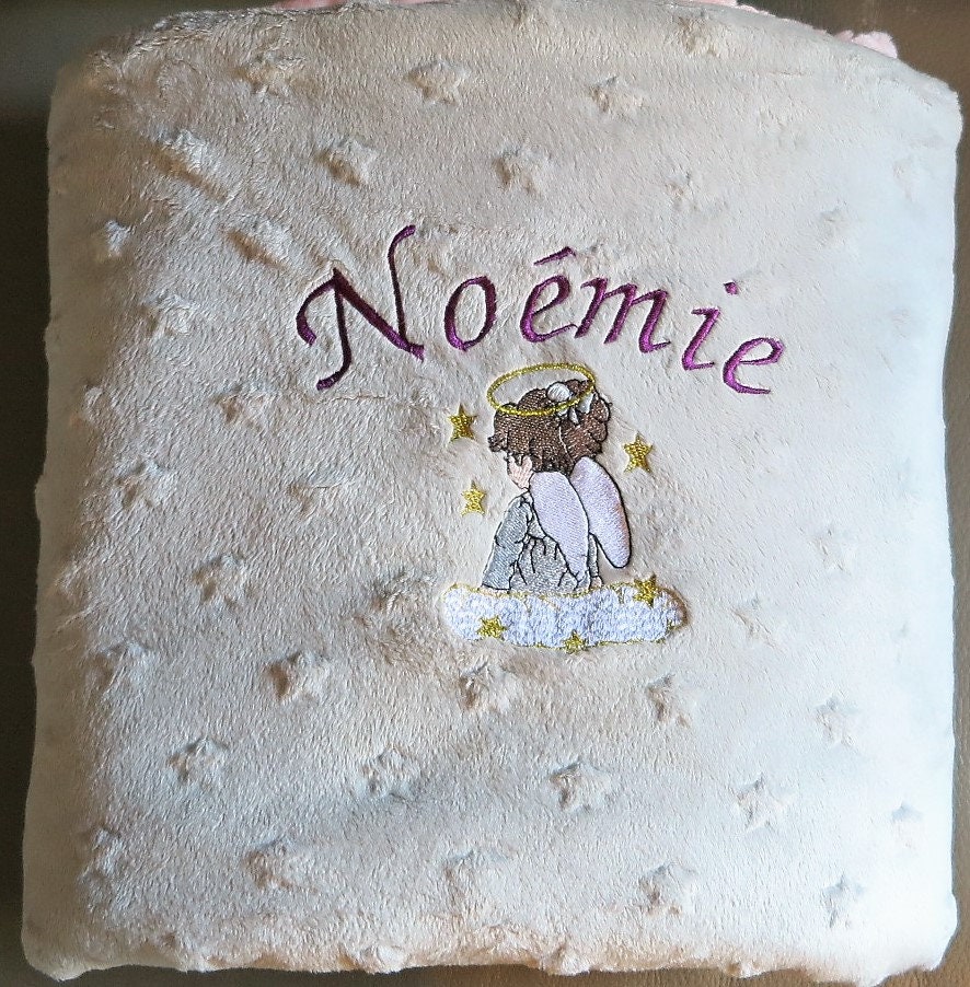 Couverture de Naissance. Broderie Personnalisée.