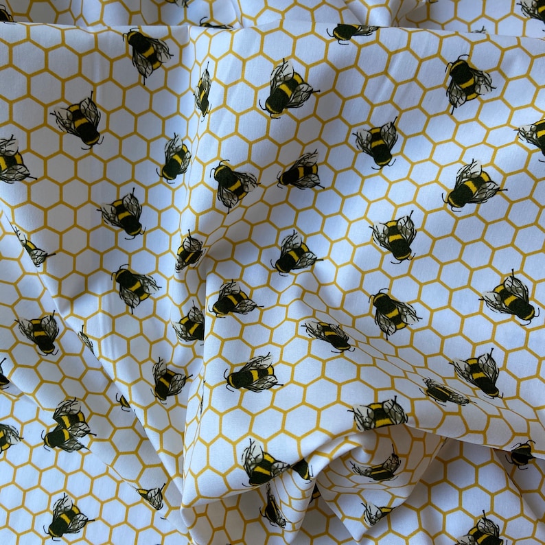 With Bees Cotton Fabric 100 Cotton Material Etsy Australia