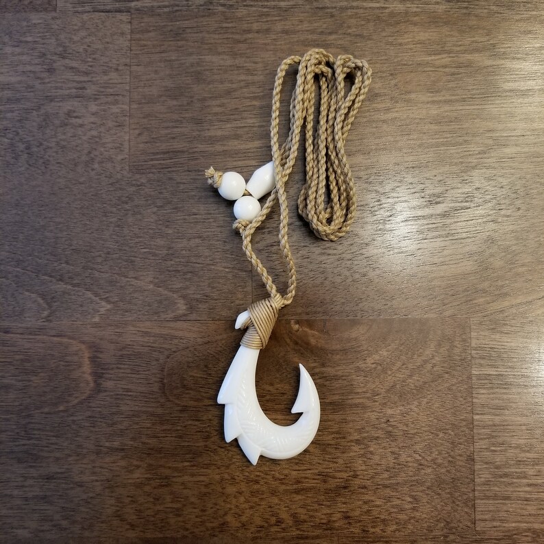 White Hawaiian Fish Hook Necklace New Zealand Hawaiian Maori Etsy