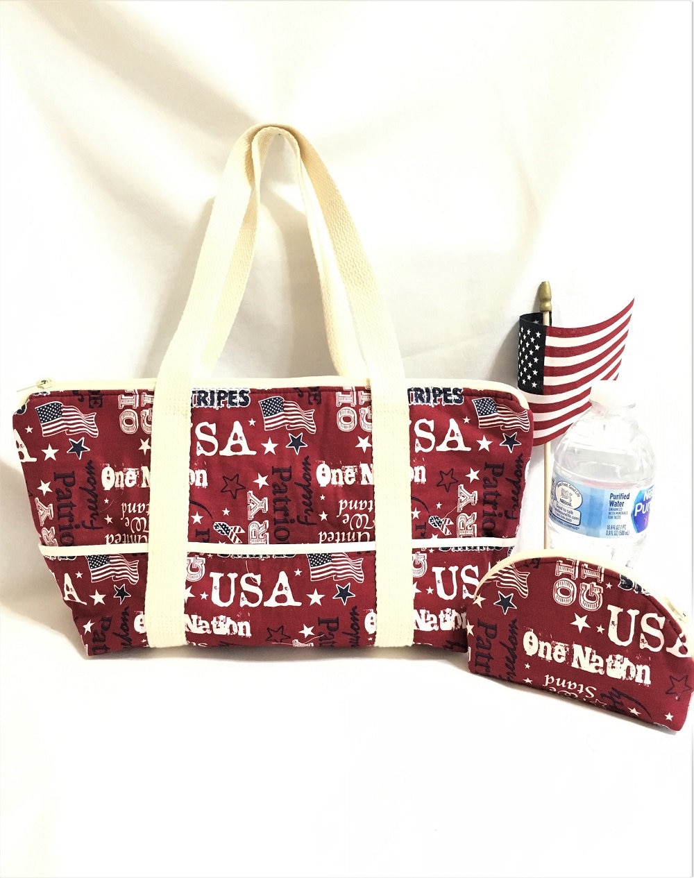 Patriotic USA Small Curved Zipper pouch, Fabric Cosmetic Pouch, One Nation Coin Purse, Knit ...