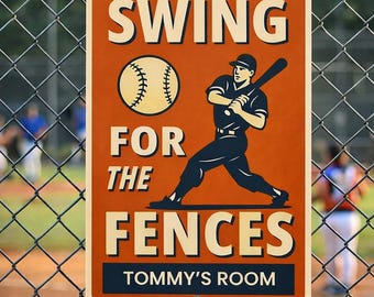 スイング・フォー・ザ・フェンスのサイン、カスタム野球ルームサイン、野球壁装飾、男の子の野球部屋、スポーツファンギフト、野球ギフト - メタルサイン