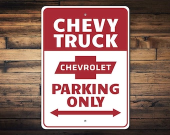 Chevy LKW Parkplatz, Chevy Parkhaus, Garagenschild, Chevy Hangout, Garagendekor, Chevy Liebhaber, Chevy Geschenkdekor, Schilder - Hochwertiges Aluminiumschild
