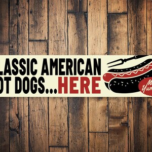 Klassieke hotdogs teken, teken voor hotdog, keukenteken, hotdogkar, hotdogliefhebbers, teken voor keuken, voedselkeukendecor, hotdogcadeau