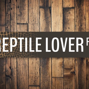 Reptile Lover Sign, Reptile Sign, Reptile Decor, Zoo Signs, Zoo Animals, Wall Zoo Decor, Zoo Metal Sign, Zoo Animal Decor - Quality Aluminum