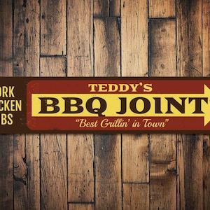 BBQ Joint Arrow Sign, Personalized Best Grillin&#39; In Town Sign, Custom Pork Chicken Ribs Chef Name Kitchen Sign - Quality Aluminum BBq Joints