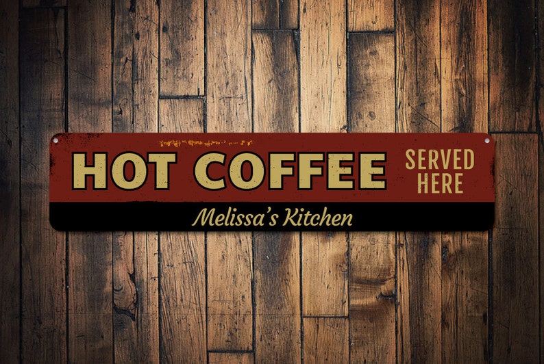 Targa In Metallo Vintage "Hot Coffee Served Here" - Stile American Diner 40x30 Cm Per Bar E Cucina
