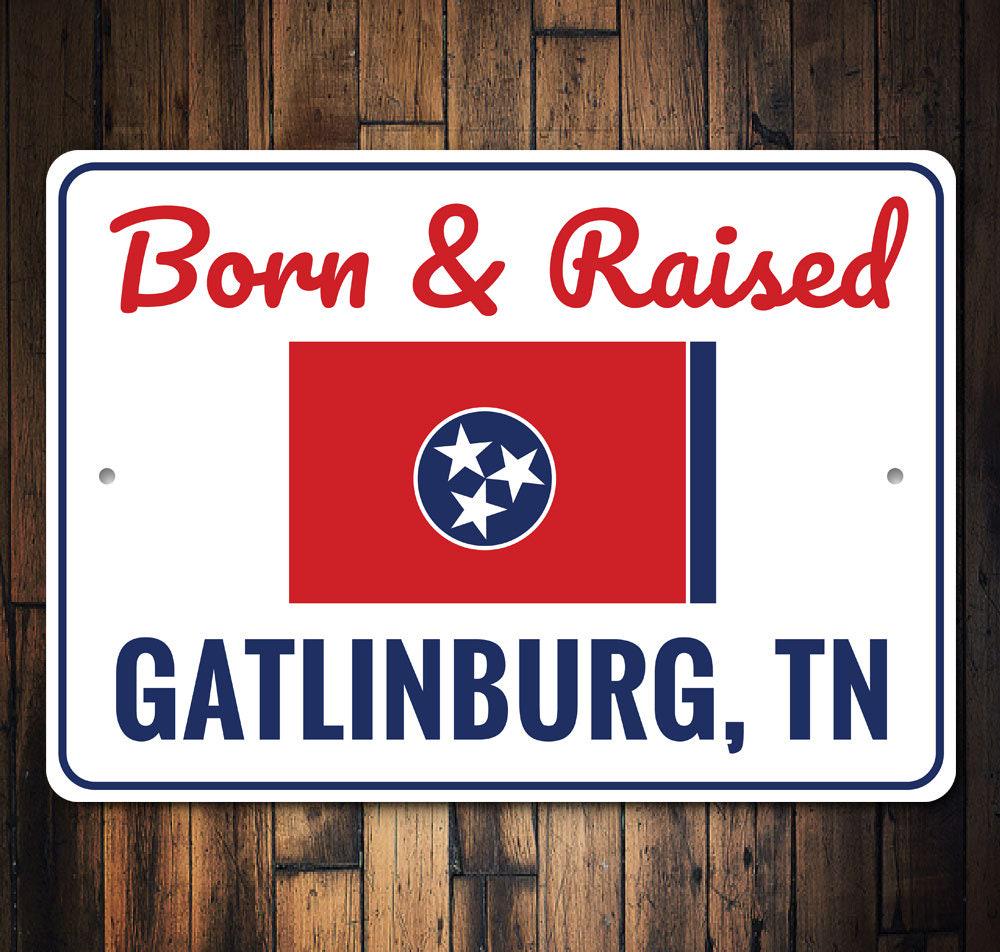Tennessee Home Sign, Gatlinburg Sign, Tennessee Decor, Tennessee Gift Decor, City Sign, State Decor, City Distance, Quality Metal State Sign