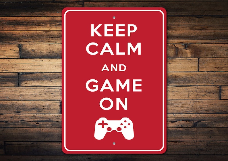 Keep Calm Game On Schild, Gaming Zimmer Dekor, Schild für Gamer, Gaming Home Decor, Gaming Decor, Gaming-Liebhaber, Keep Calm Zeichen, Qualität Metall Bild 1