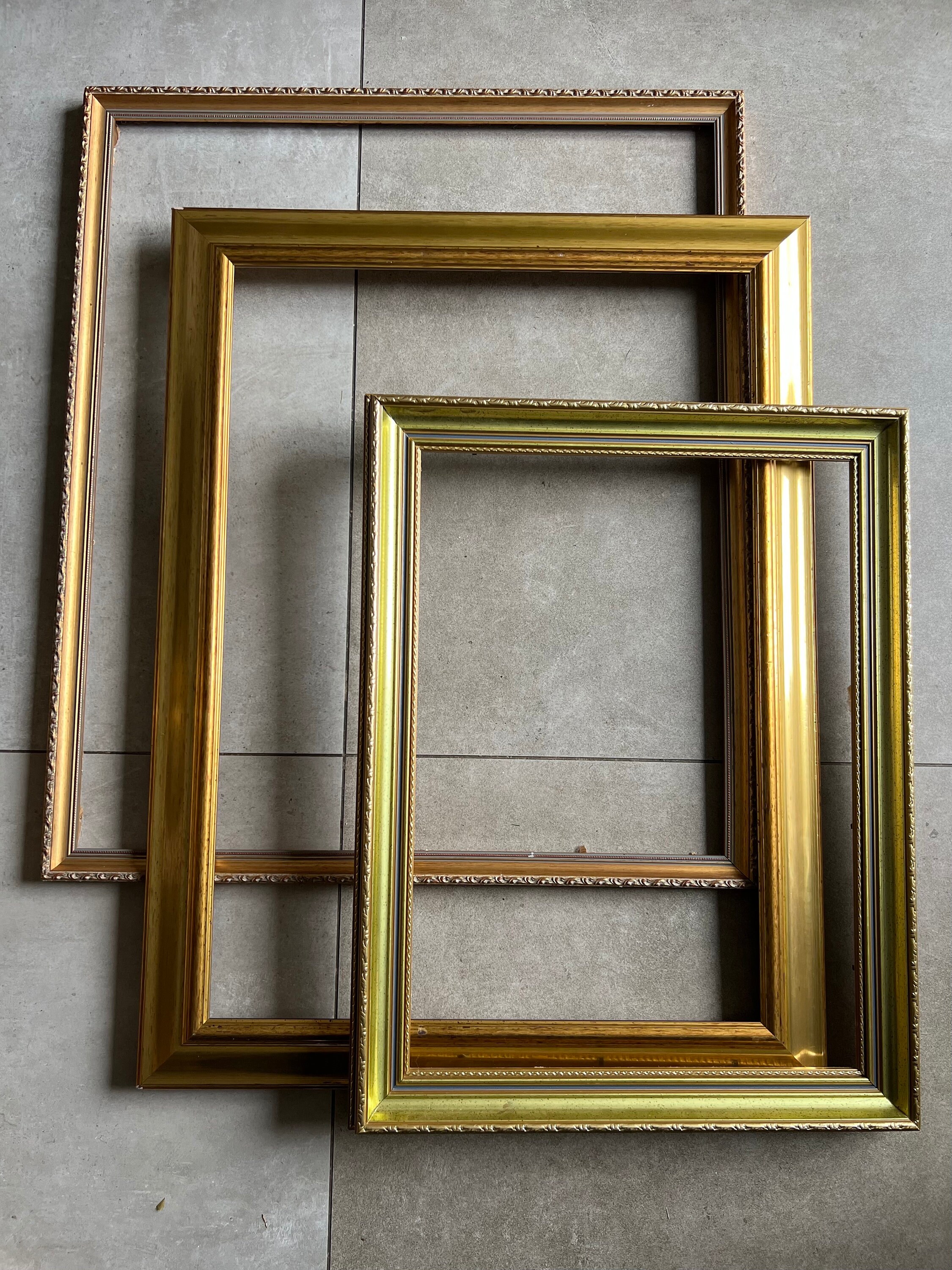 Gold Frame 50x70 cm - Buy golden metal frame online