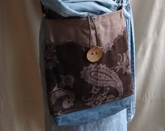 Fun and Beautiful groovy green Messenger retro print designer fabrics Crossbody bags quality construction unique brown