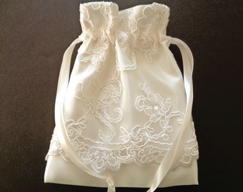 Ivory drawstring bag, off white drawstring, bride money bag, money dance bag, brides purse, bridesmaid gift, wedding bag, flower girl bag