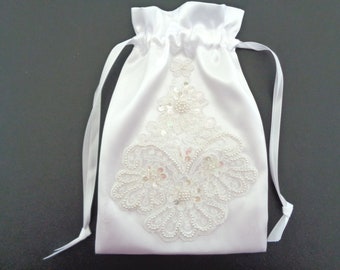 White Drawstring Purse, Brides Money Bag, Money Dance Bag, Evening Bag, Drawstring Bag, Flower Girl Purse, Bridesmaid Gift, Evening Bag,