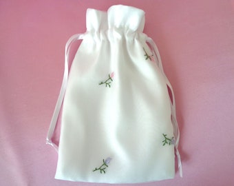 White drawstring bag, flower girl purse, dance bag, money dance bag, First Communion, bride purse, bridesmaid gift, girls purse