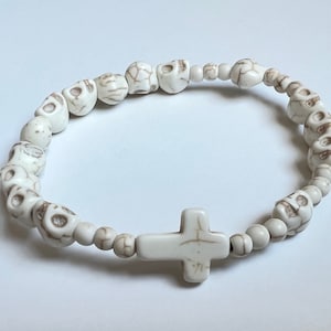 Momento Mori Rosary Bracelet-Day of the Dead Rosary Bracelet-Ivory Howlite-Stretch-Single Decade-Christian Gift-Gfit for Her-Gift for Him