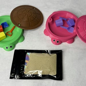 Mini Turtle Sandbox Desk Toy - Fidget Zen Garden -  Sensory Office Gift - Cubicle Decor - Cute Mini Desk Pet - Kidcore - 90s Nostalgia-