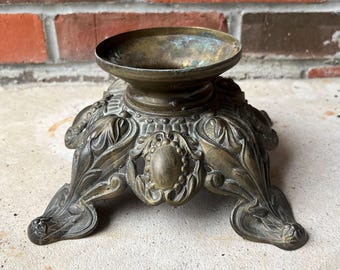 Antique Victorian Ornate Oil Lamp Ornate Footed Base With 4" Fitter Collar Cast Metal