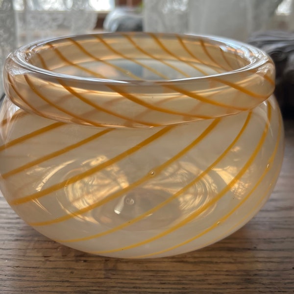 Vintage MCM Mid-Century Modern Style Orange Swirl Clambroth Art Glastopf Mary Lane L0223C45