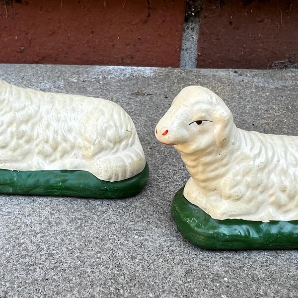 Pair Of Vintage Paper Mache 2" Lamb Sheep Nativity Figurine Statue Germany L1024