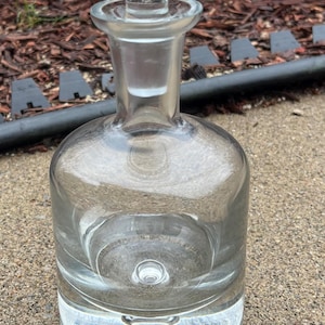 Vintage Krosno Poland Clear Crystal Controlled Bubble 10 1/4&quot; Decanter L0425C45