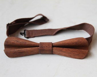 Wooden bow tie - grandpa (mahogany) - real wood veneer