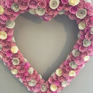 Paper heart wreath/large paper heart/pink paper flowers/cream paper flowers/butter cream paper flowers/paper heart decor/large paper flowers image 8