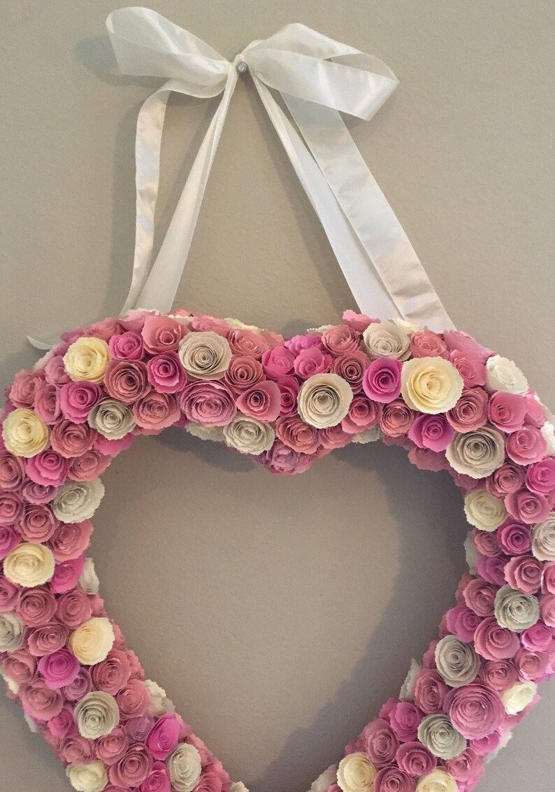 Paper heart wreath/large paper heart/pink paper flowers/cream paper flowers/butter cream paper flowers/paper heart decor/large paper flowers image 4