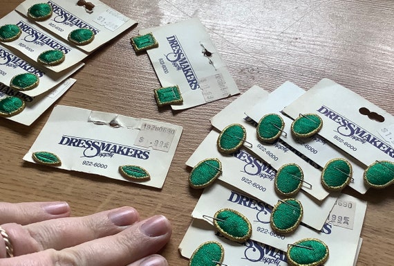 Emerald green Faux gem setting embroidered patch appliques with gold edge, oval circle square for glam Jean jacket pocket distressed iron on