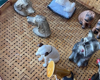 Salz- und Pfefferstreuer für Hunde, WÄHLEN Sie 1, JB Jennings Pointer-Setter-Köpfe aus Metall, Nipper-Cinch-Stimme seines Meisters, weißes Pudelkissen als Geschenk für Mama und Papa